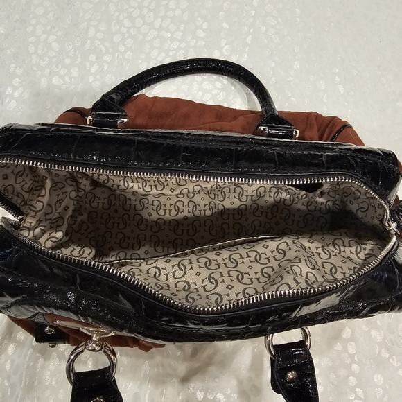 VGUC - Vintage Guess Handbag - JS style, Burgandy - Picture 16 of 16